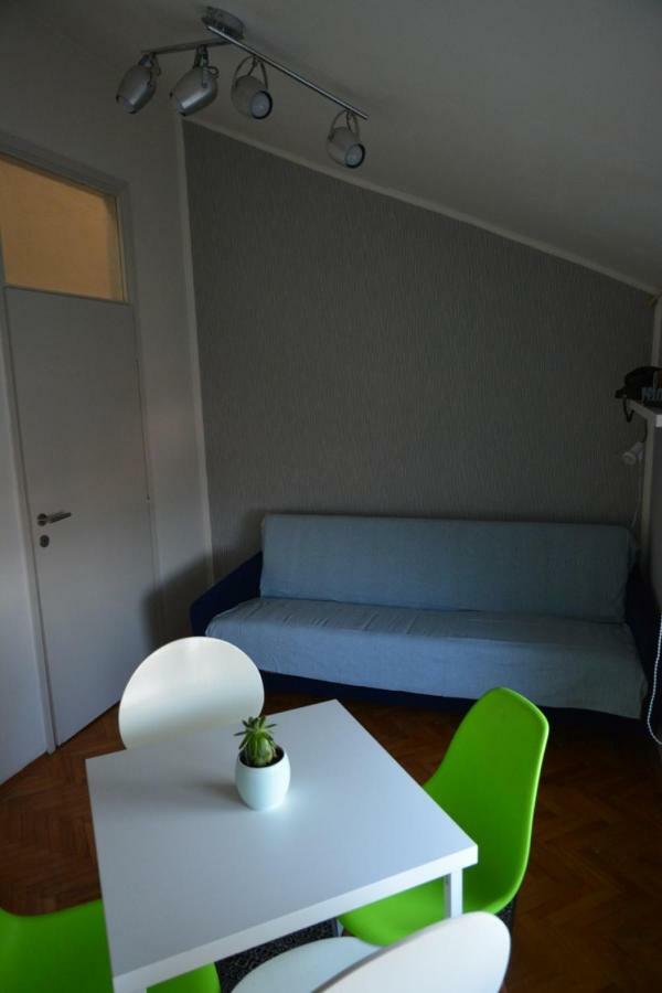 Viv Apartment 2 Nis Exterior photo